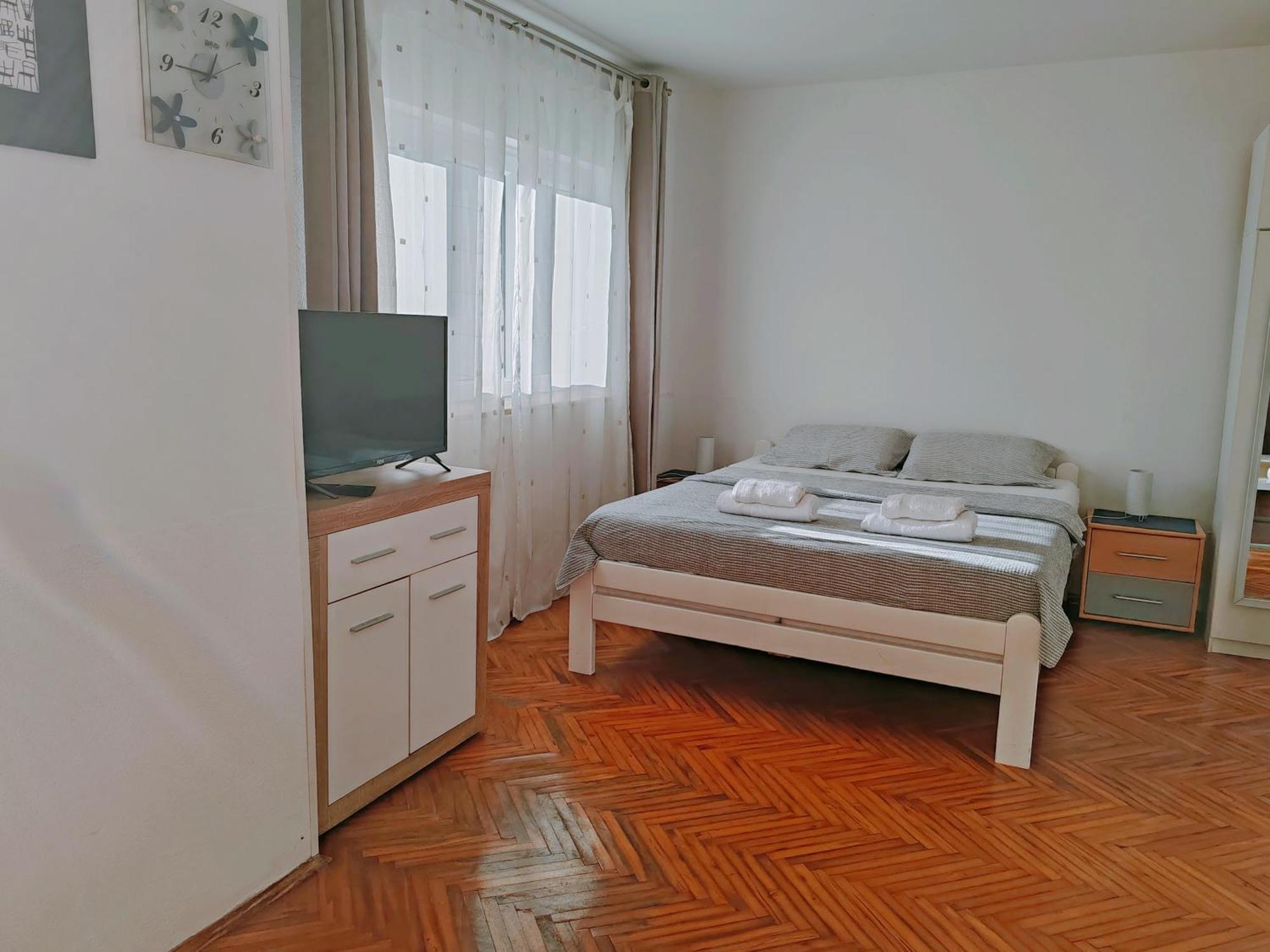 Apartmani Bojana Ровин Екстериор снимка