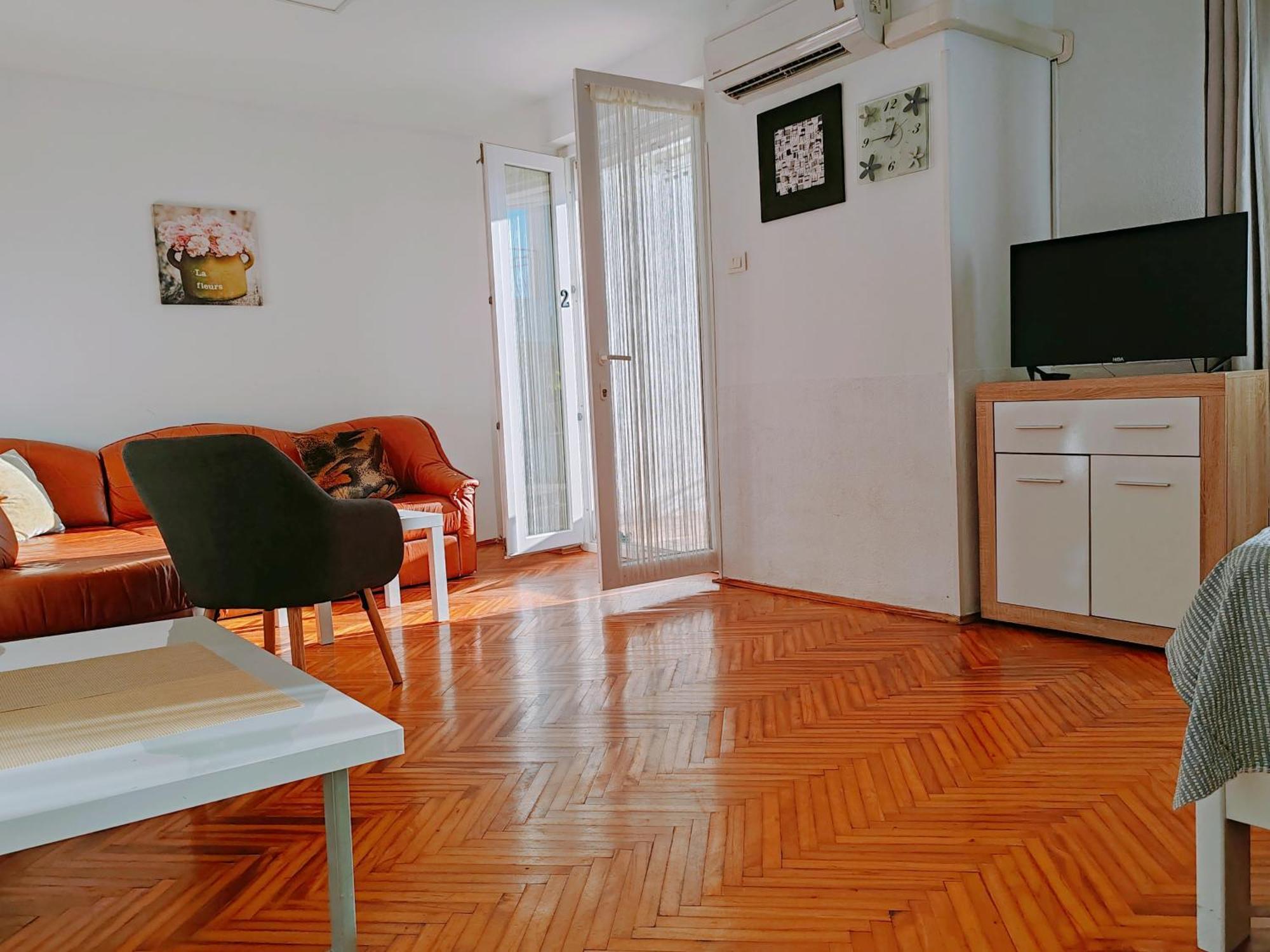 Apartmani Bojana Ровин Екстериор снимка